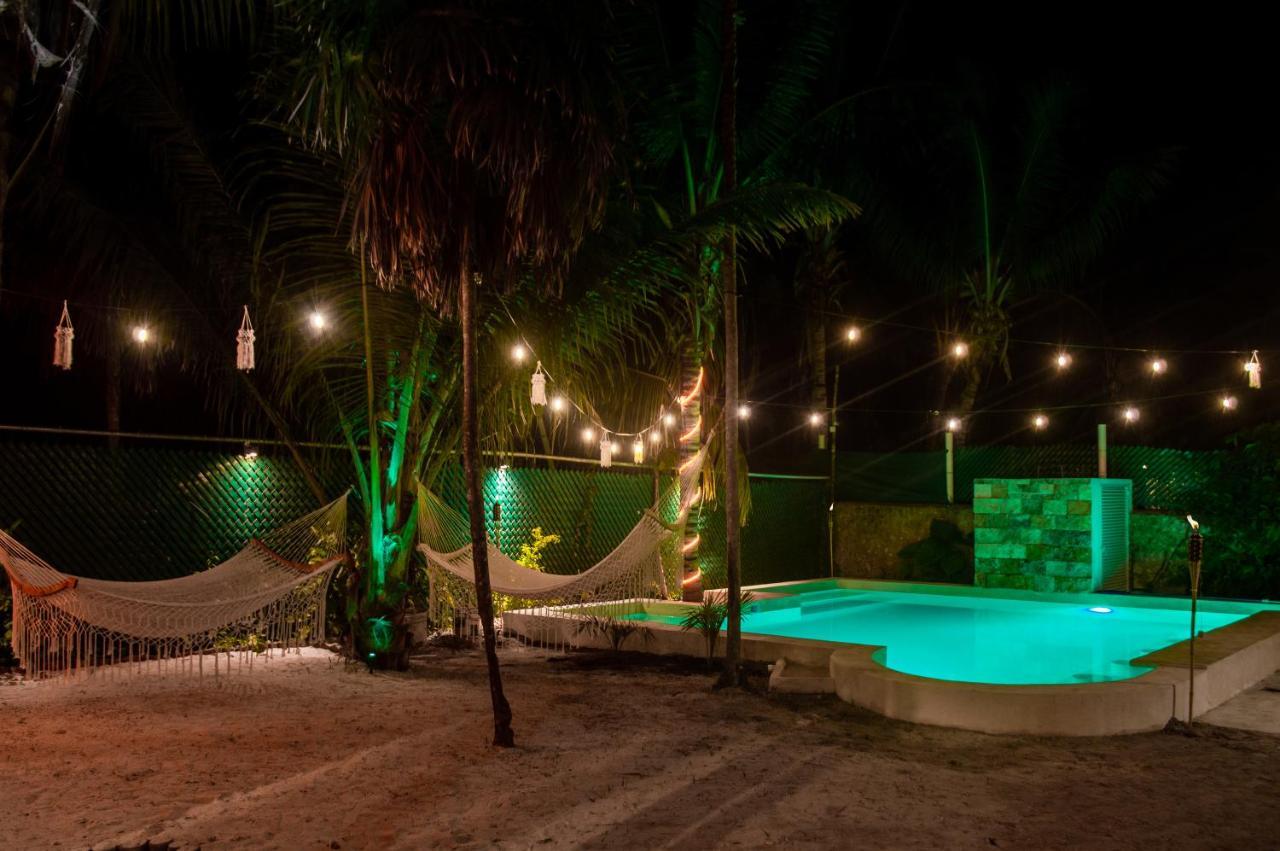 Xtambaa Cabins & Spa Only Adults El Cuyo Luaran gambar
