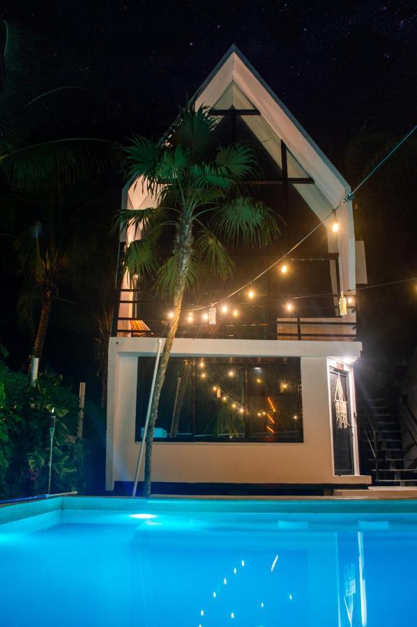 Xtambaa Cabins & Spa Only Adults El Cuyo Luaran gambar