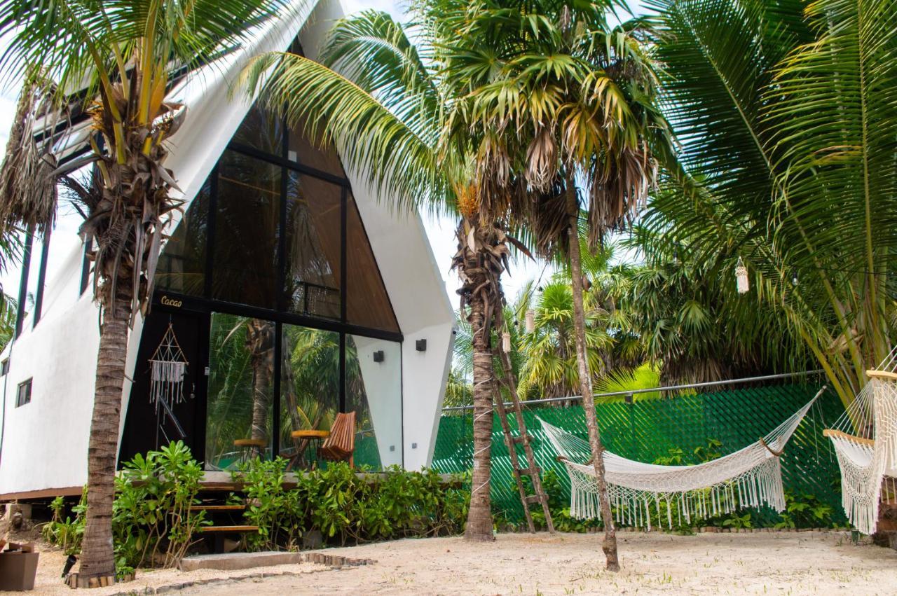 Xtambaa Cabins & Spa Only Adults El Cuyo Luaran gambar